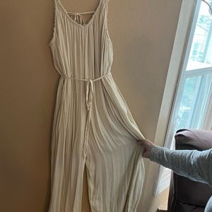 Urban Outfitters full length romper, size medium.  Like new condition.